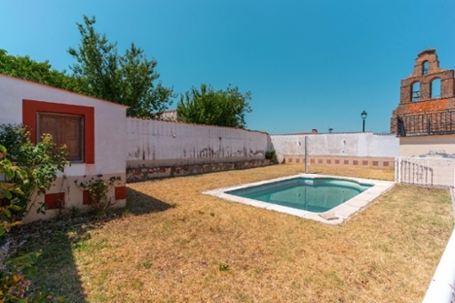 Fuentes De Carbajal Valencia De Don Juan hus foto 6260673