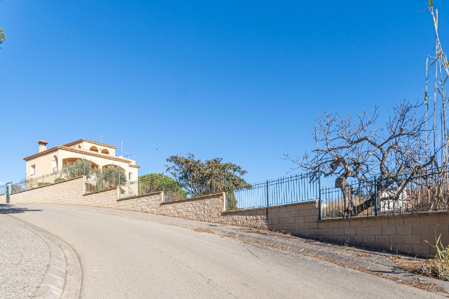  till salu hus Garriguella Alt Empordà 1