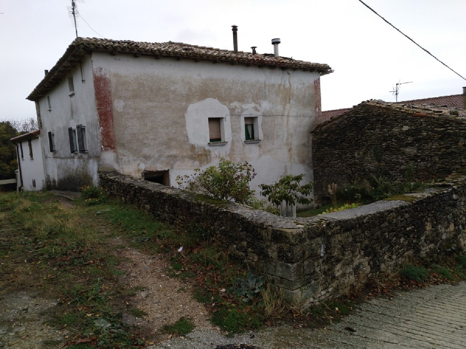 till salu hus Grocin Tierra Estella 2