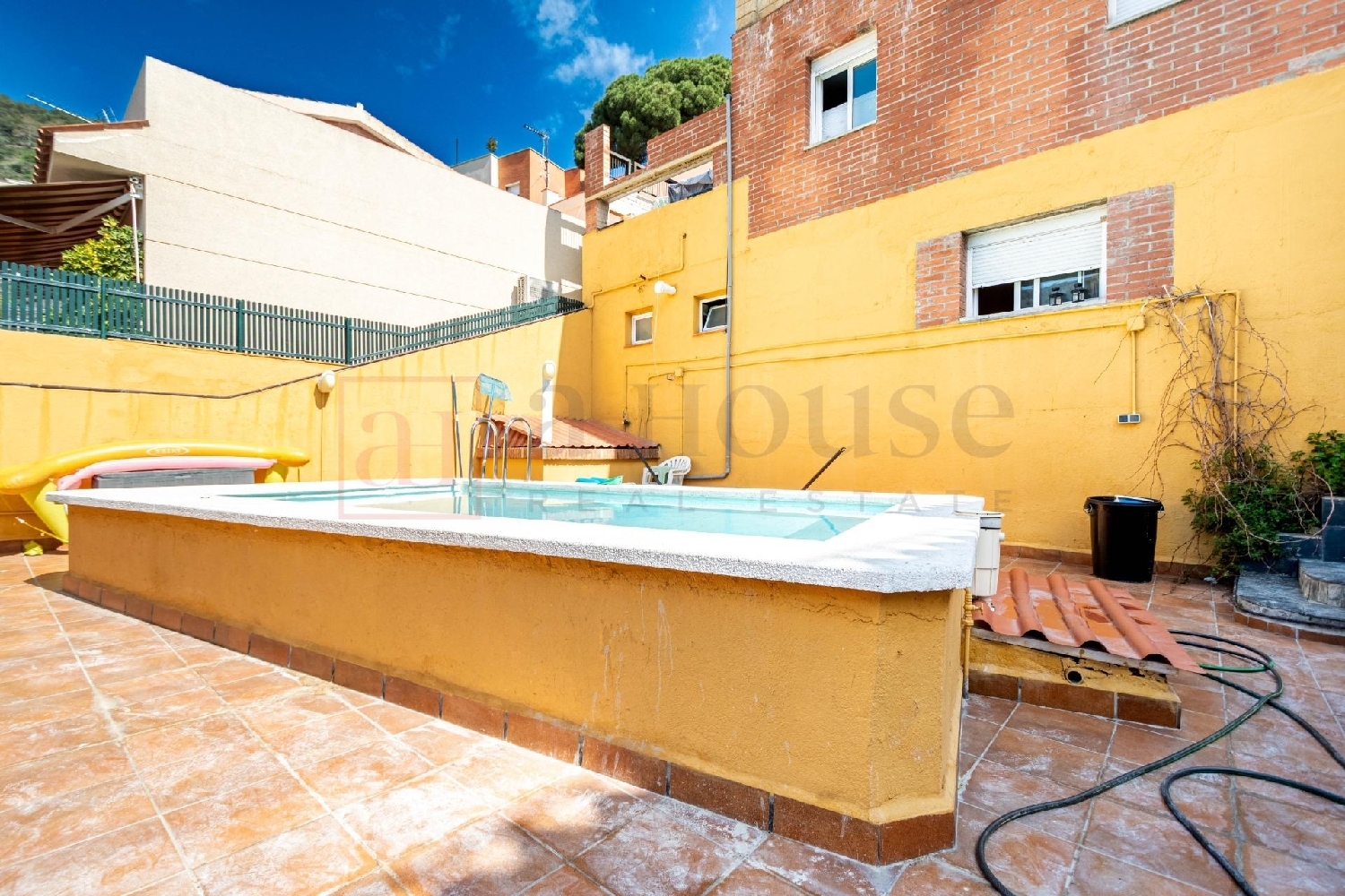 till salu hus Horta Guinardó-Vall D'hebron Barcelonès 3