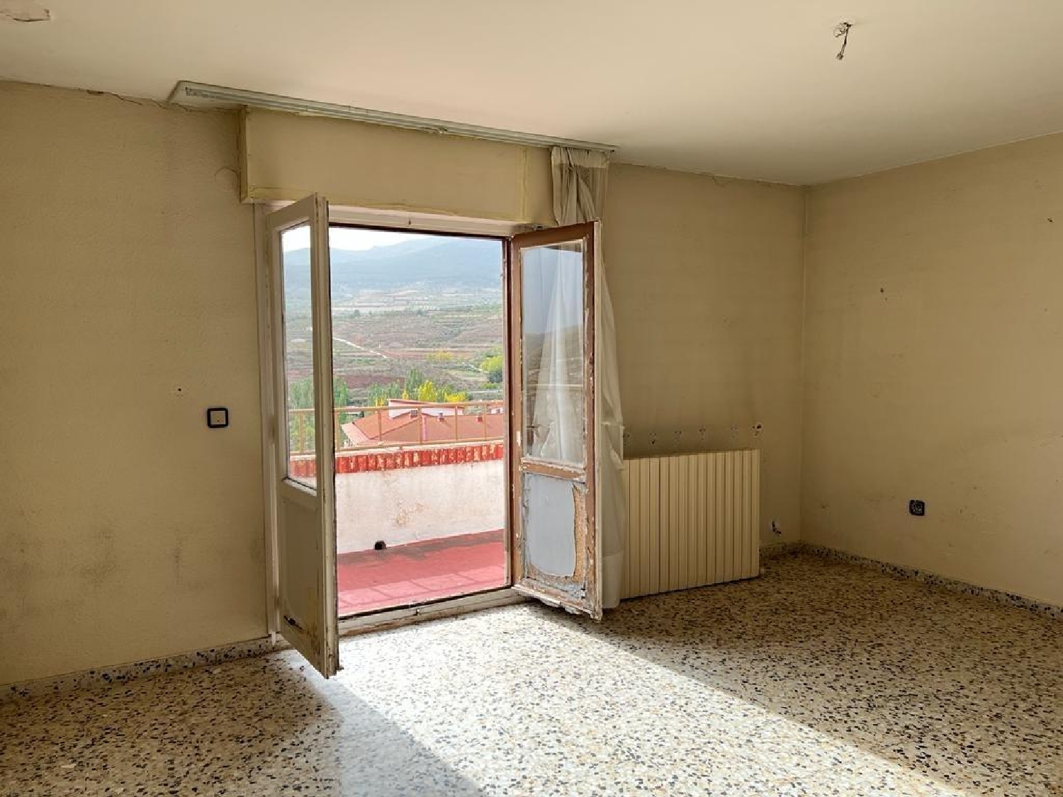 till salu hus Illueca Aranda 2