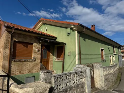 Tarriba Besaya hus foto 6171233