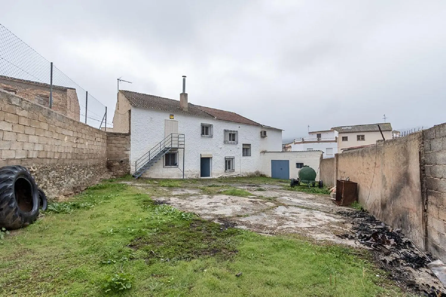  till salu hus Fornes Alhama 1