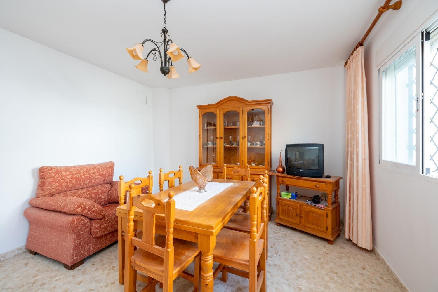  till salu hus Jayena Alhama 16