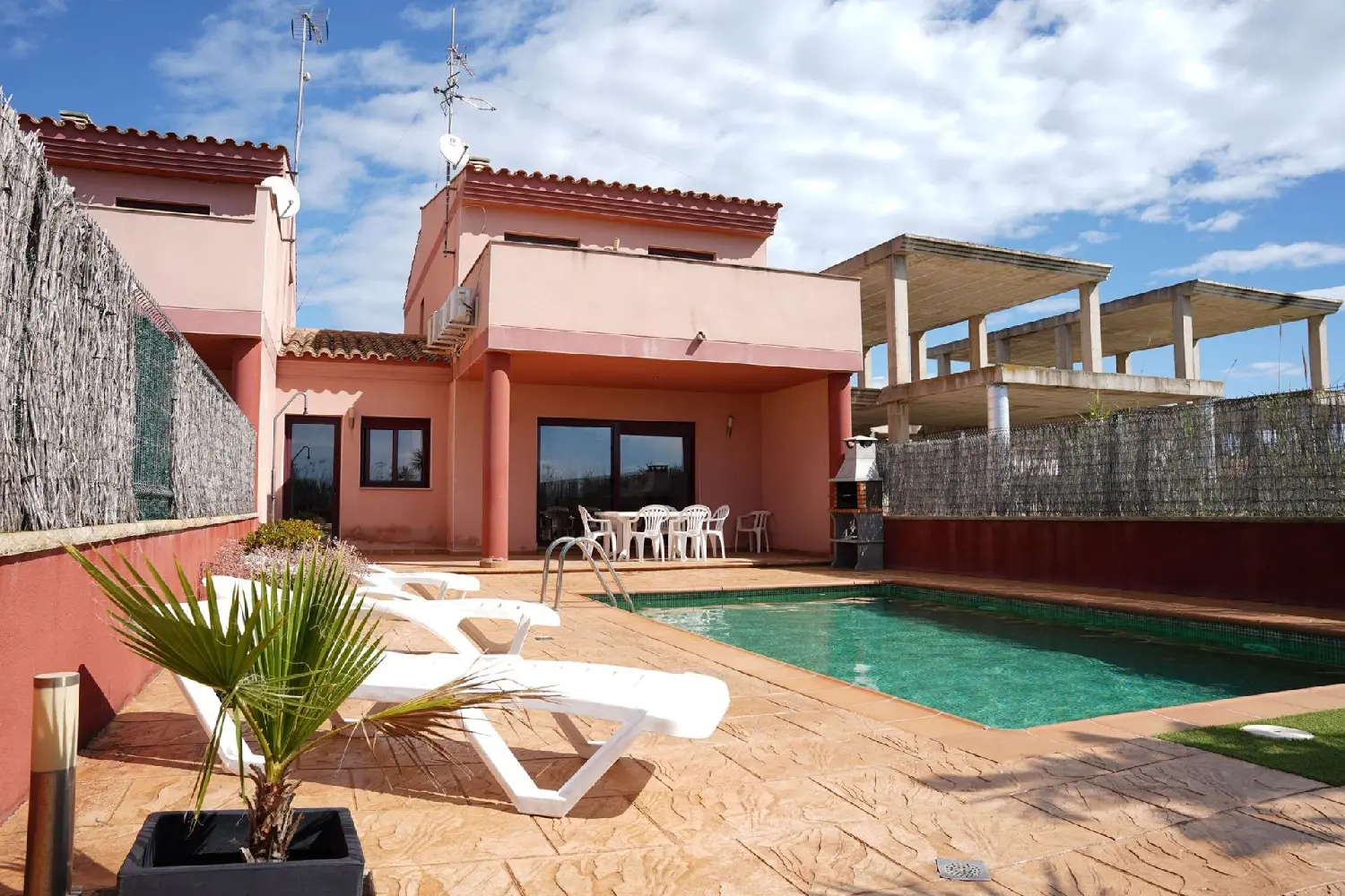  till salu hus Milicianos Altos Noroeste 1