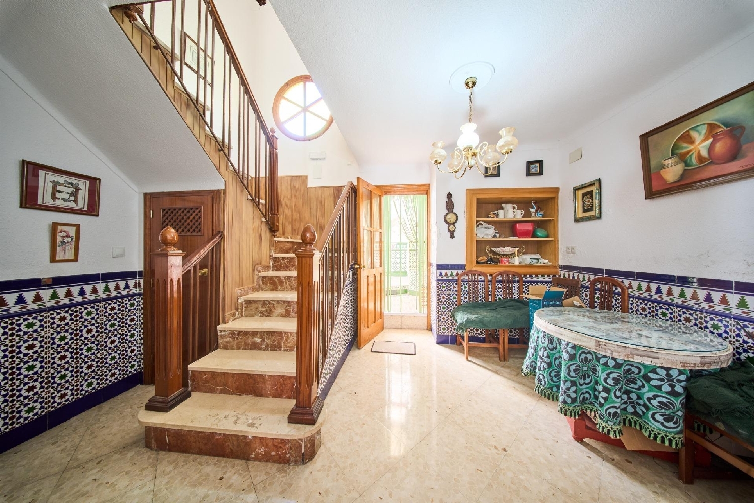 till salu hus La Loma Loja 2