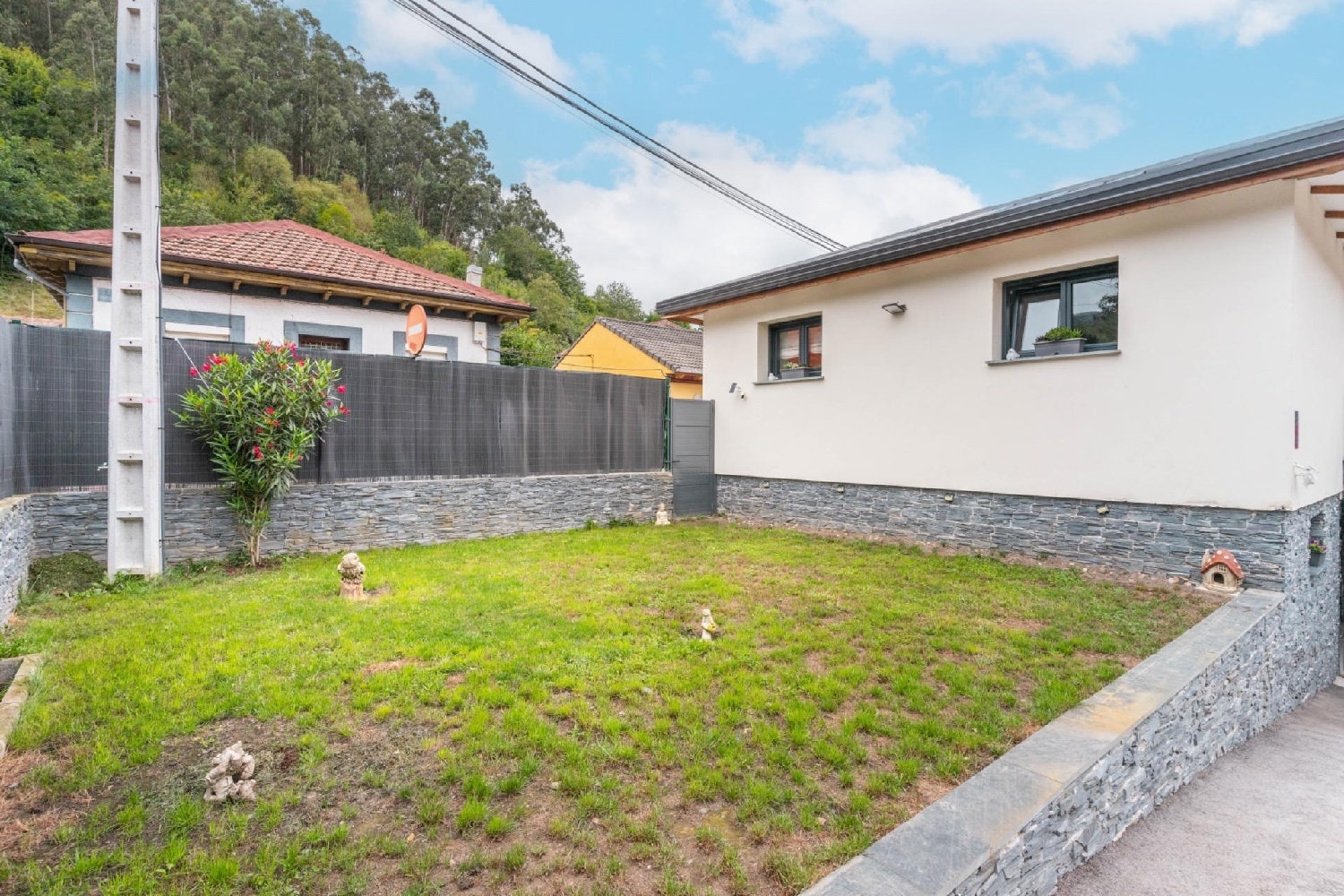  till salu hus La Pereda Caudal 5