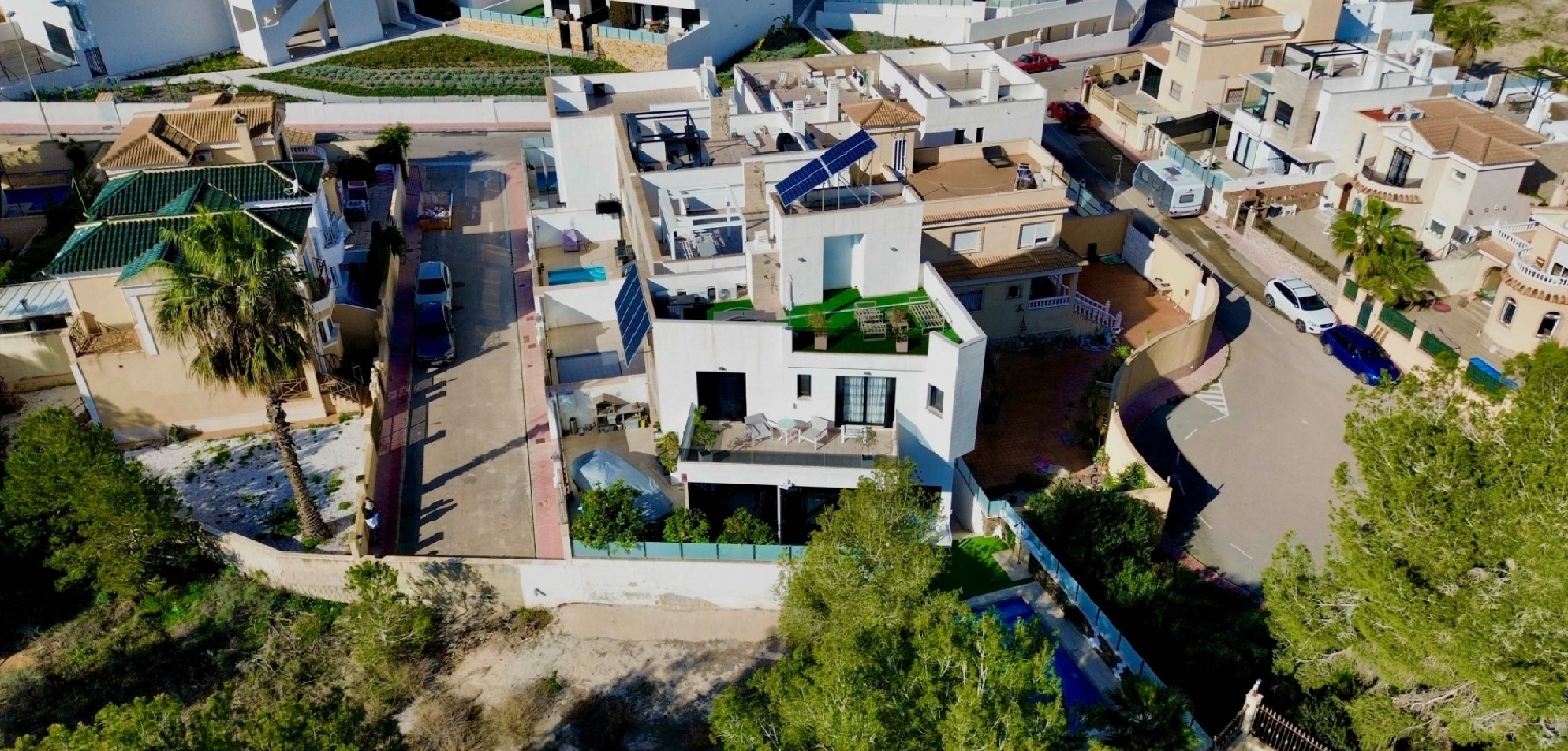  till salu hus La Zenia Baix Segura 5