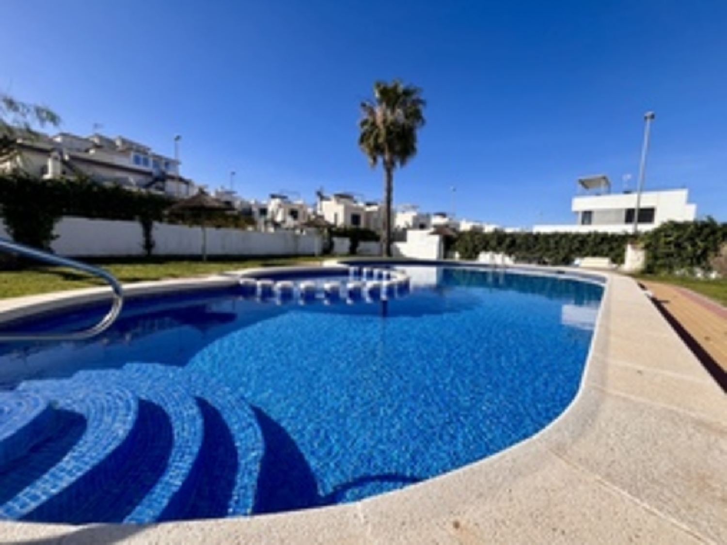 till salu hus La Zenia Baix Segura 2
