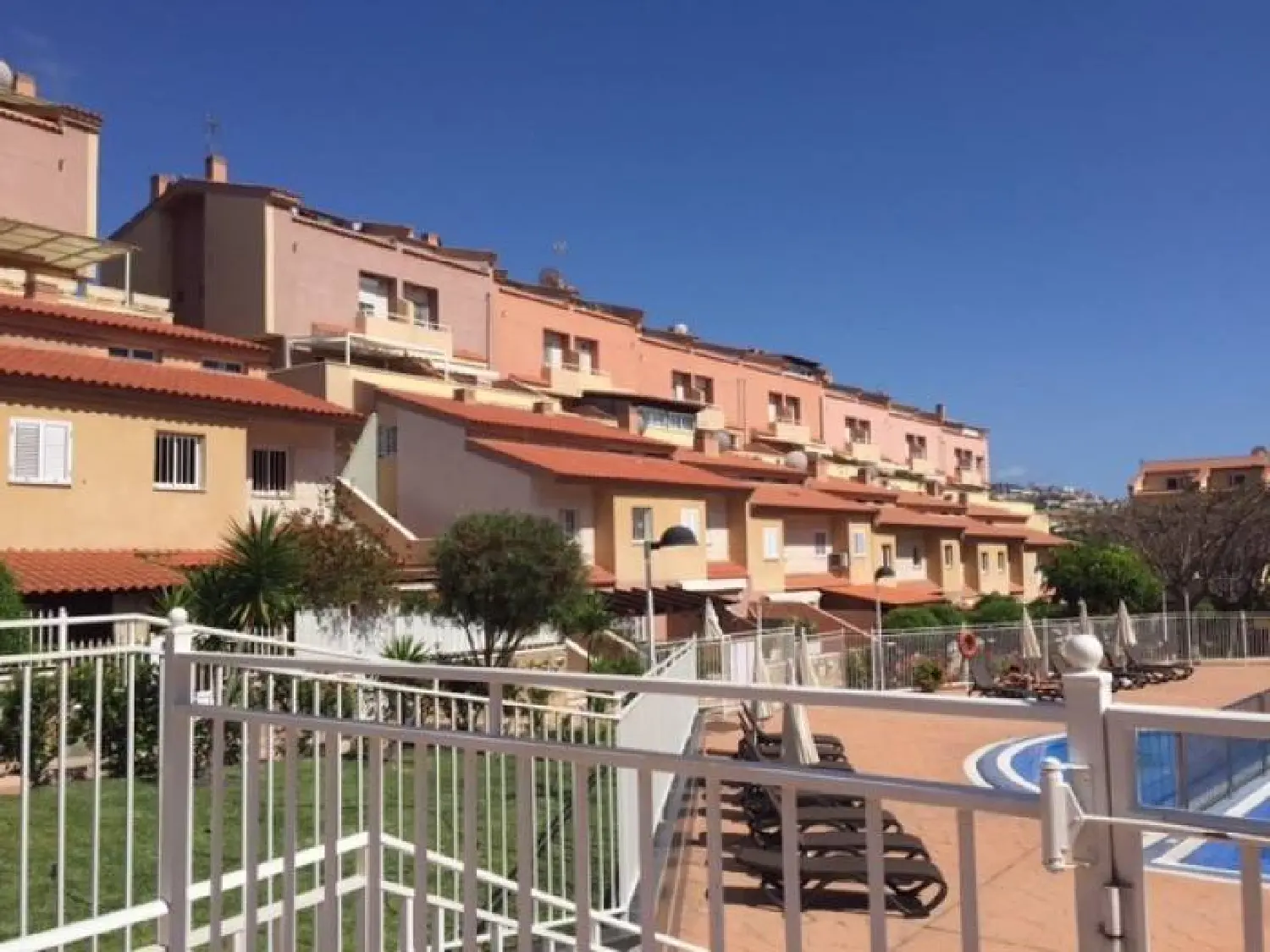 till salu hus Ampliación De Los Olivos Zona Sur 2