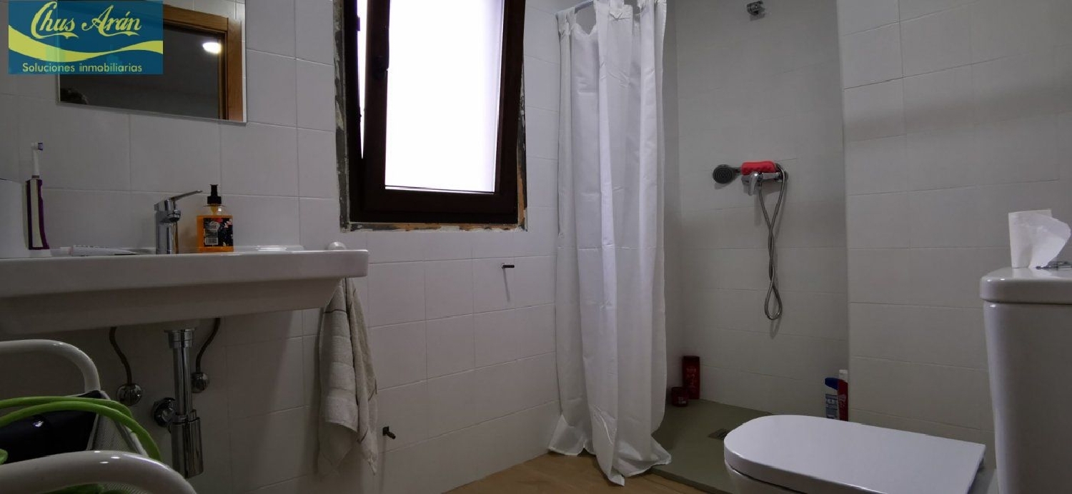  till salu hus Leduzo Bergantiños 5