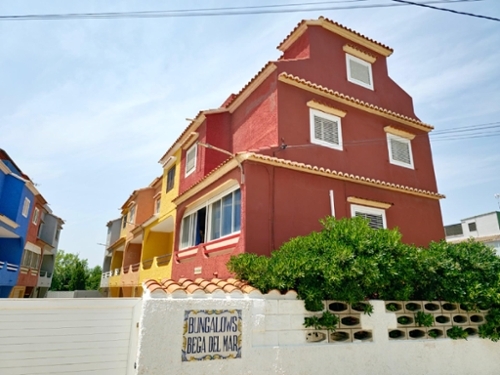 Lirianos Ribera Baixa hus foto 6219412