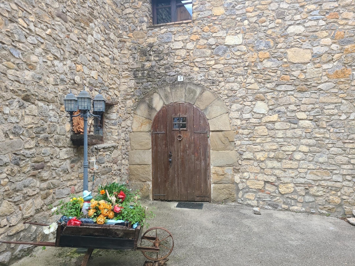  till salu hus Llocalou Garrotxa 7