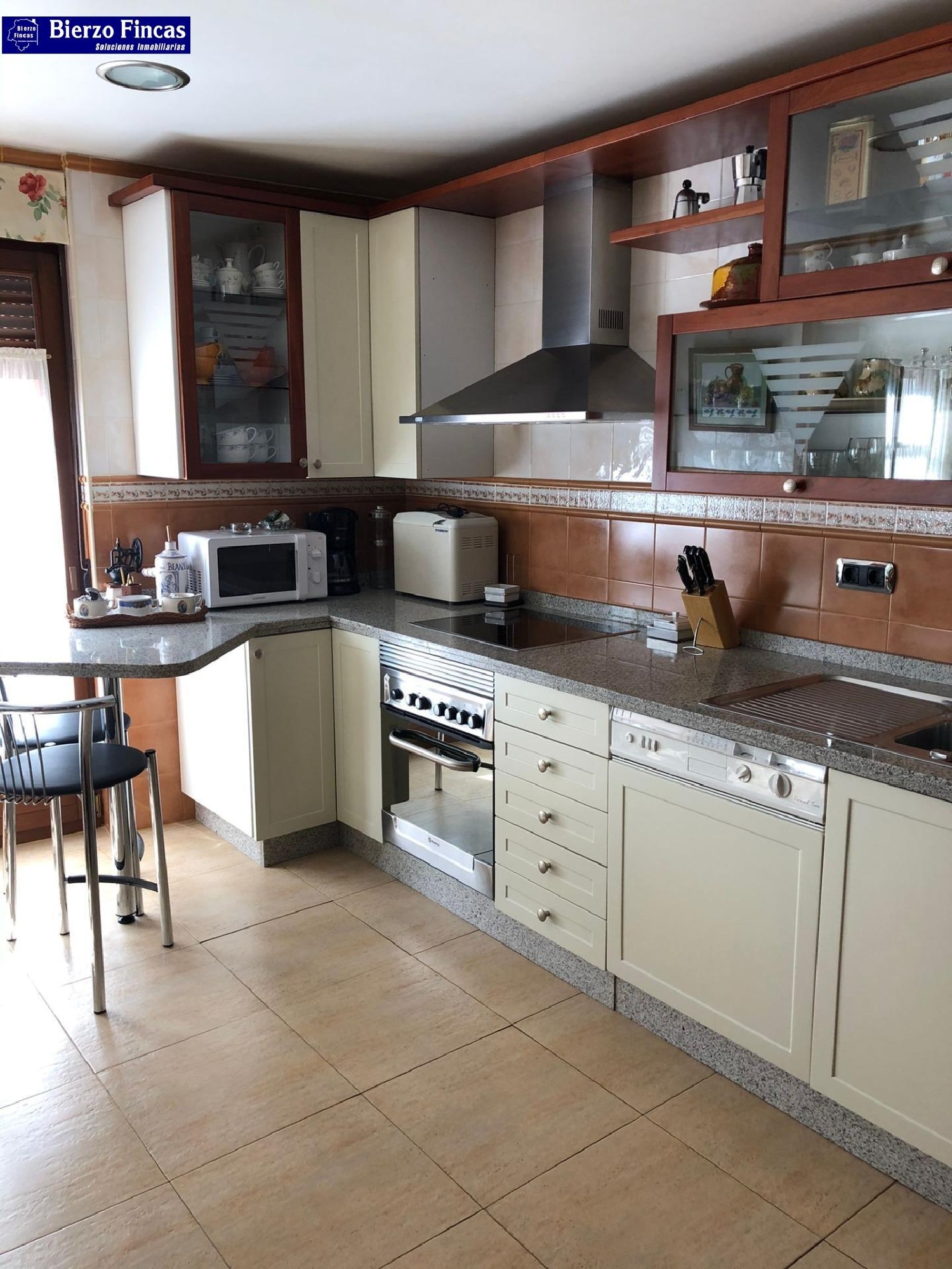 till salu hus Mansilla De Las Mulas León 4