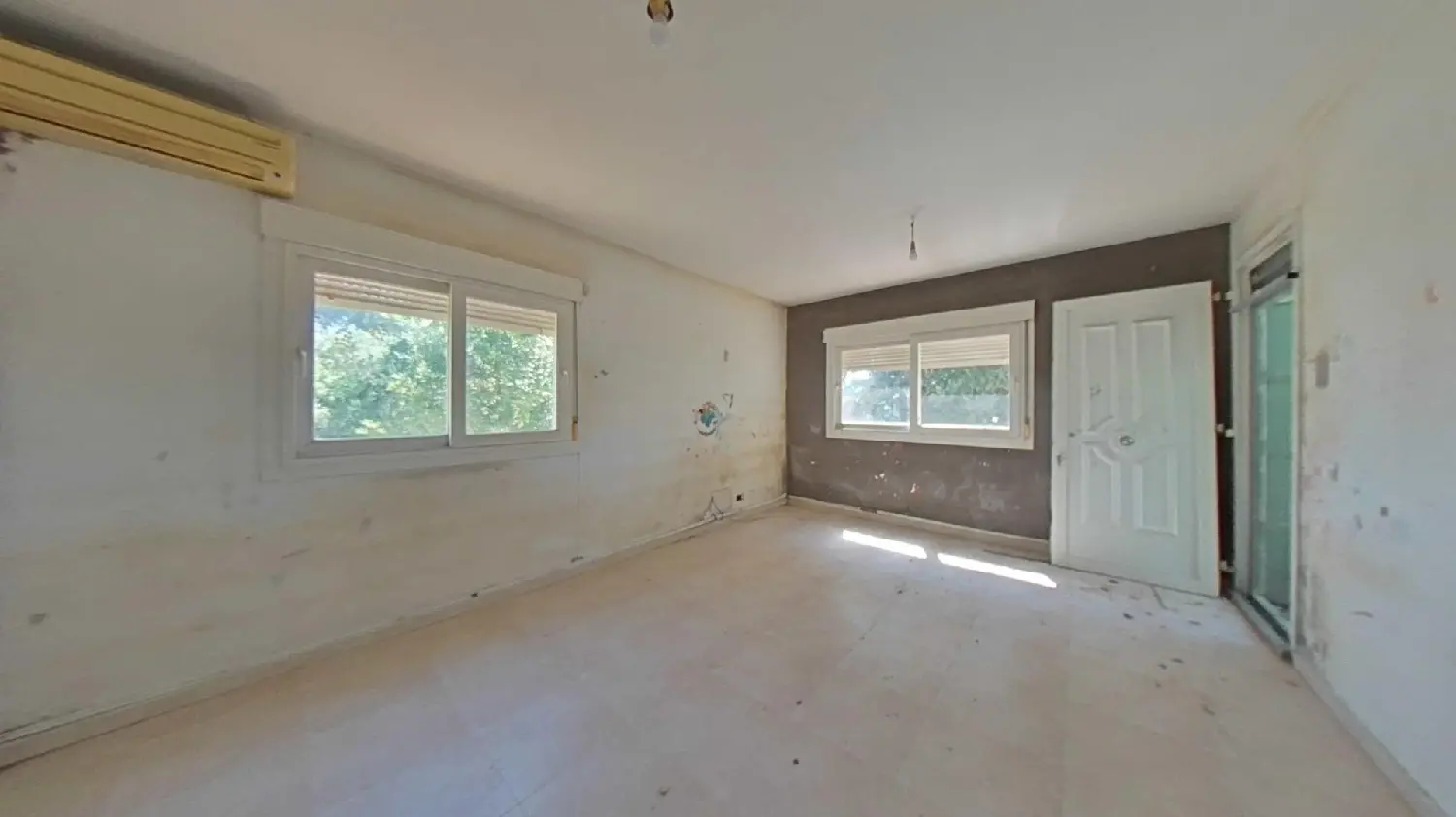 till salu hus Comajuliana Selva 6