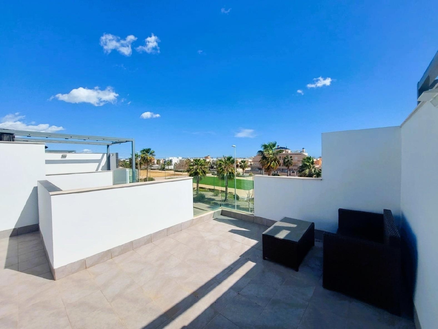  till salu hus Mil Palmeras Baix Segura 8