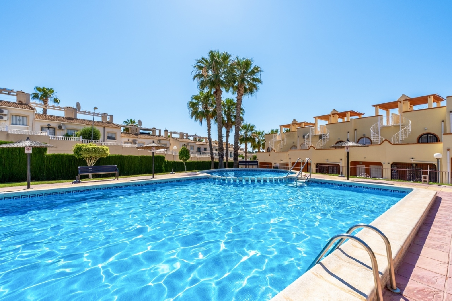 till salu hus Montezenia Baix Segura 2