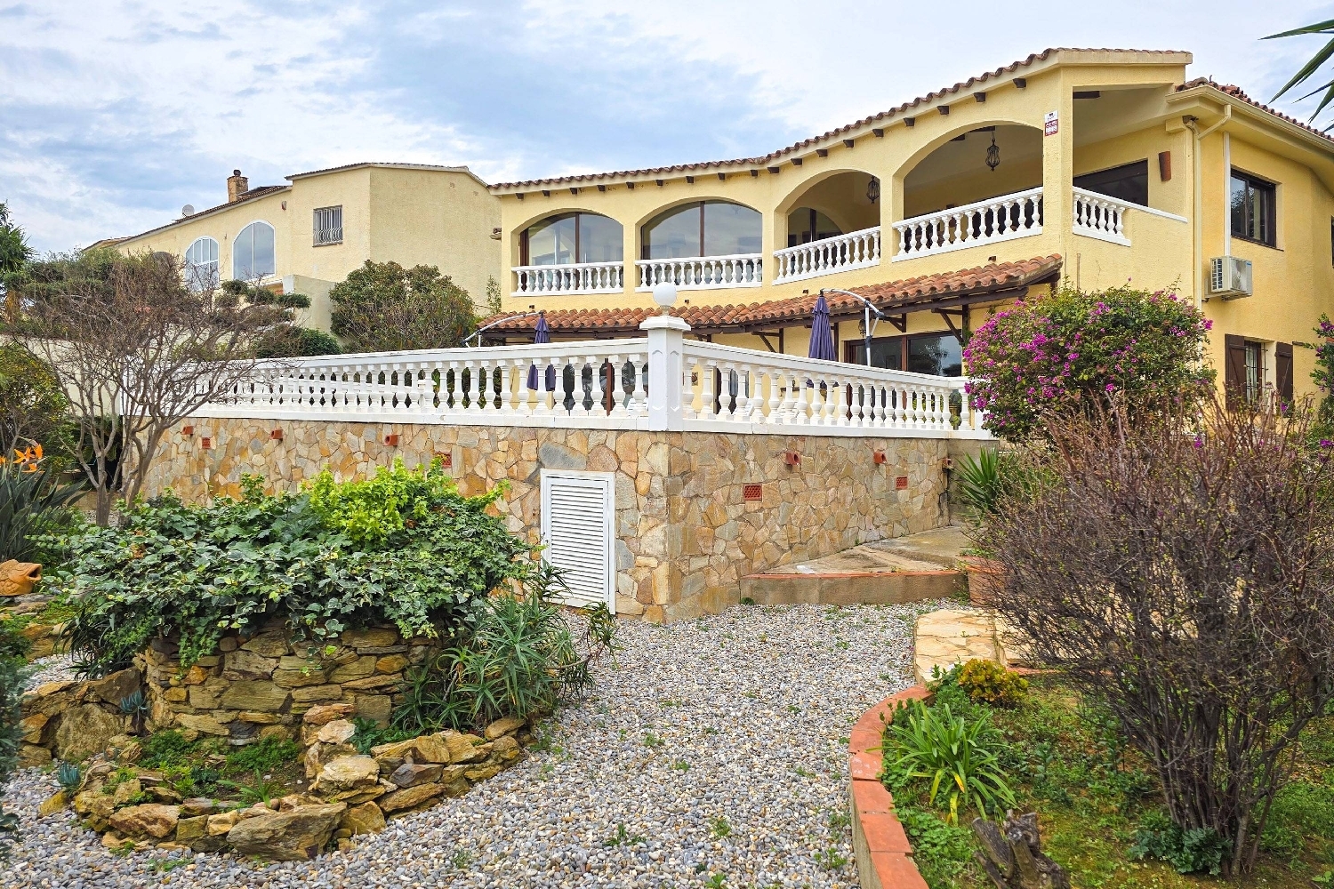  till salu hus Montjoi Alt Empordà 6