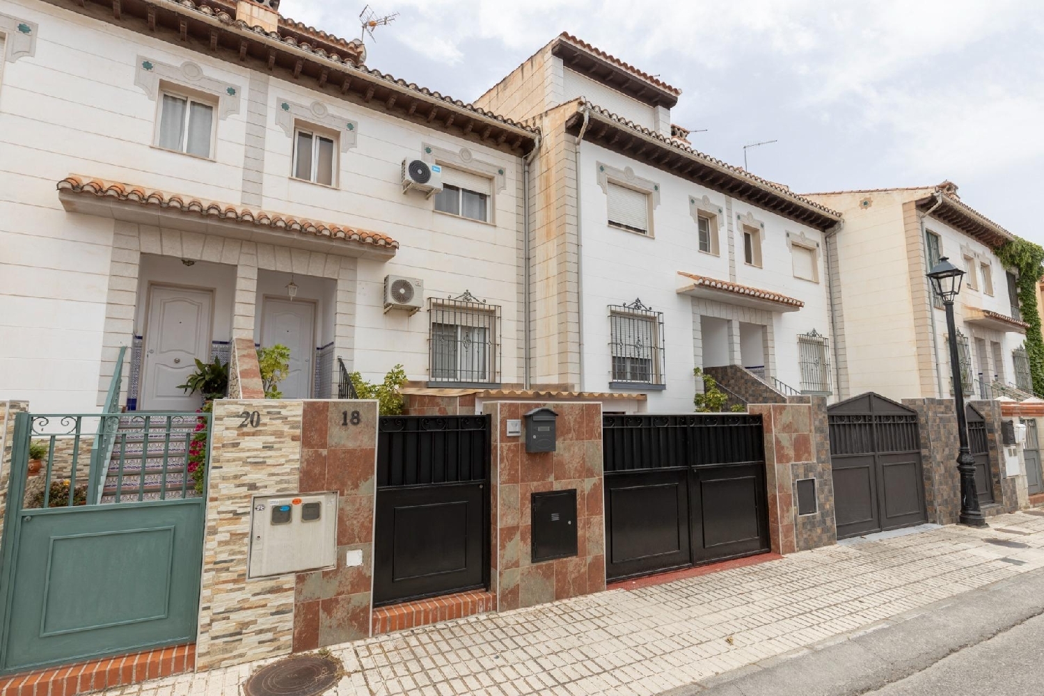 till salu hus Ogíjares Vega De Granada 2