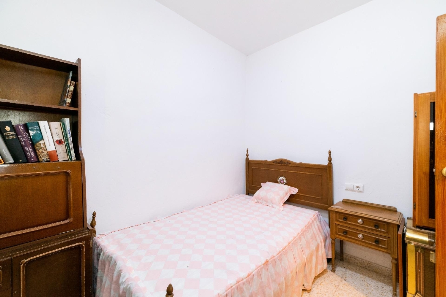  till salu hus Olivares Loja 8