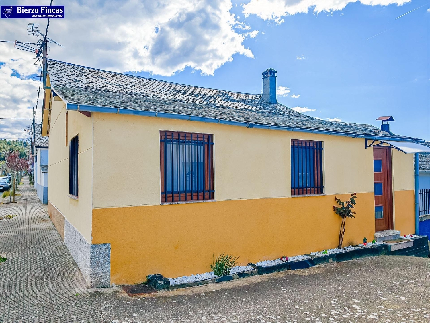  till salu hus Onamio Y Poblado M.S.P. Bierzo (El) 1