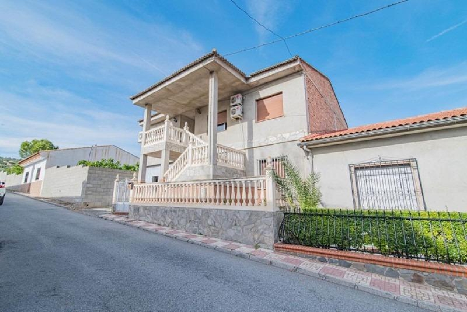  till salu hus Pinos Puente Vega De Granada 4