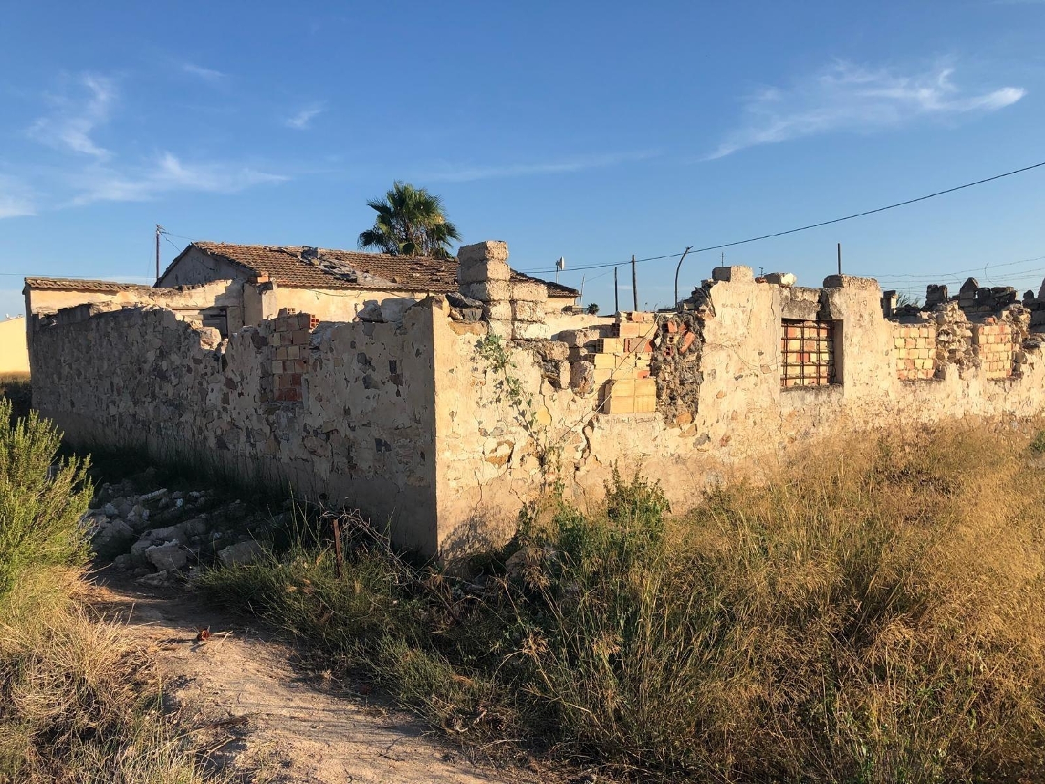 till salu hus Poligono Industrial Cachapets Baix Vinalopó 2