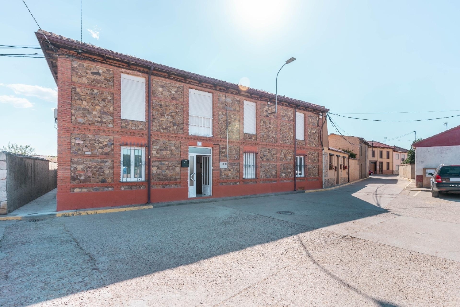 till salu hus Santibáñez De La Isla Bañeza (La) 2