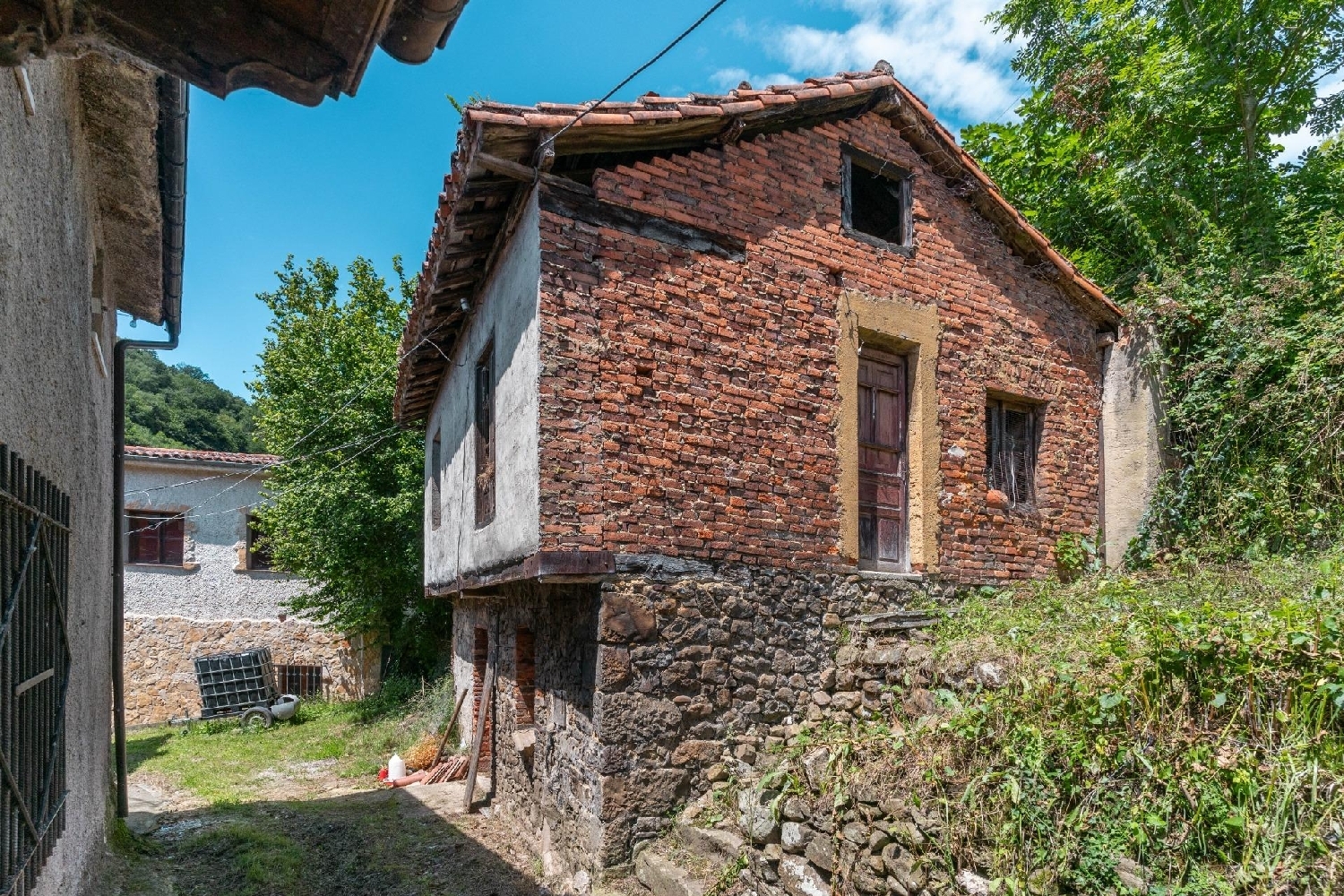 till salu hus Puente Vega Oviedo 2