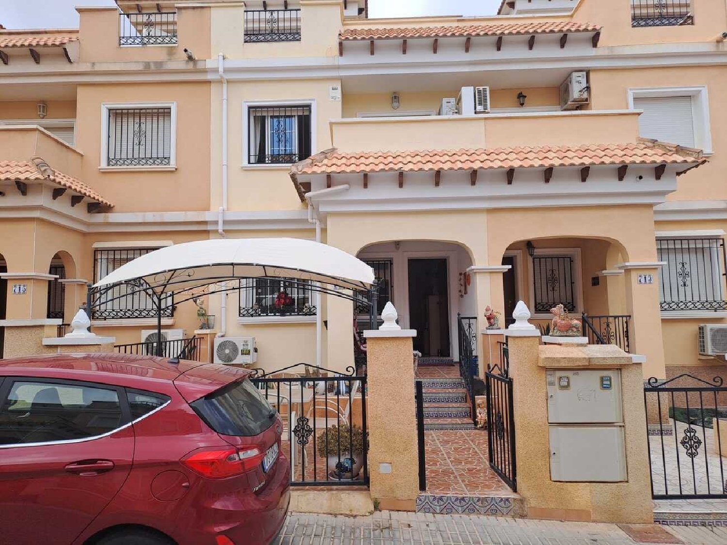  till salu hus Dehesa De Campoamor Baix Segura 1