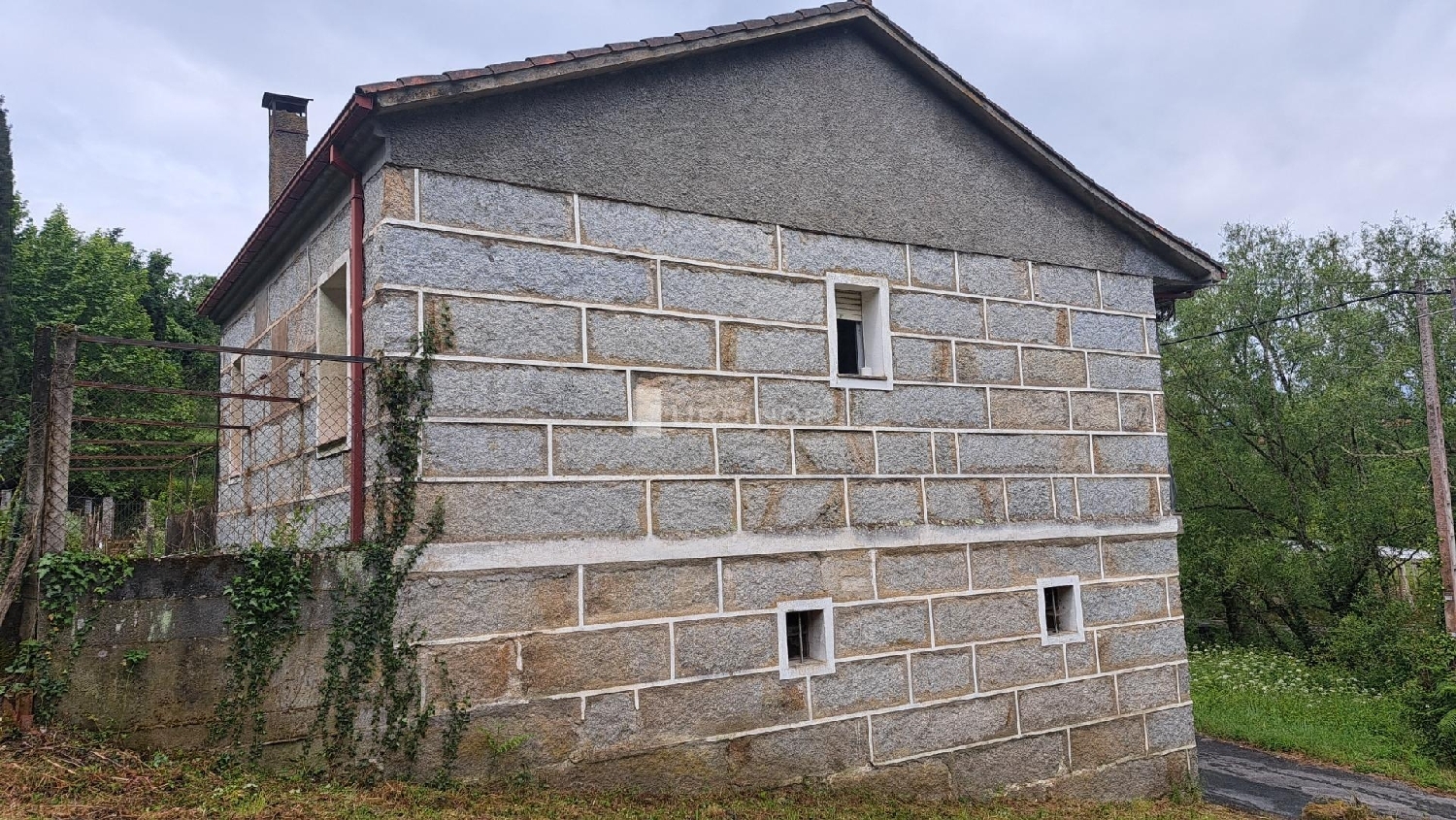 till salu hus Quenlle Ourense 3