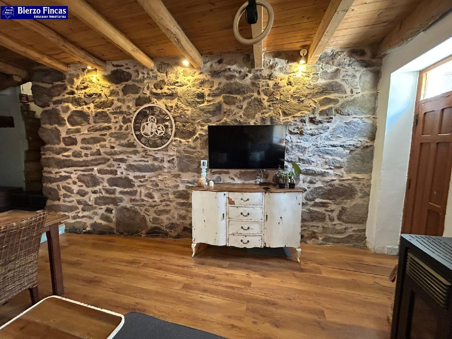 till salu hus Quintana De Fuseros Bierzo (El) 2