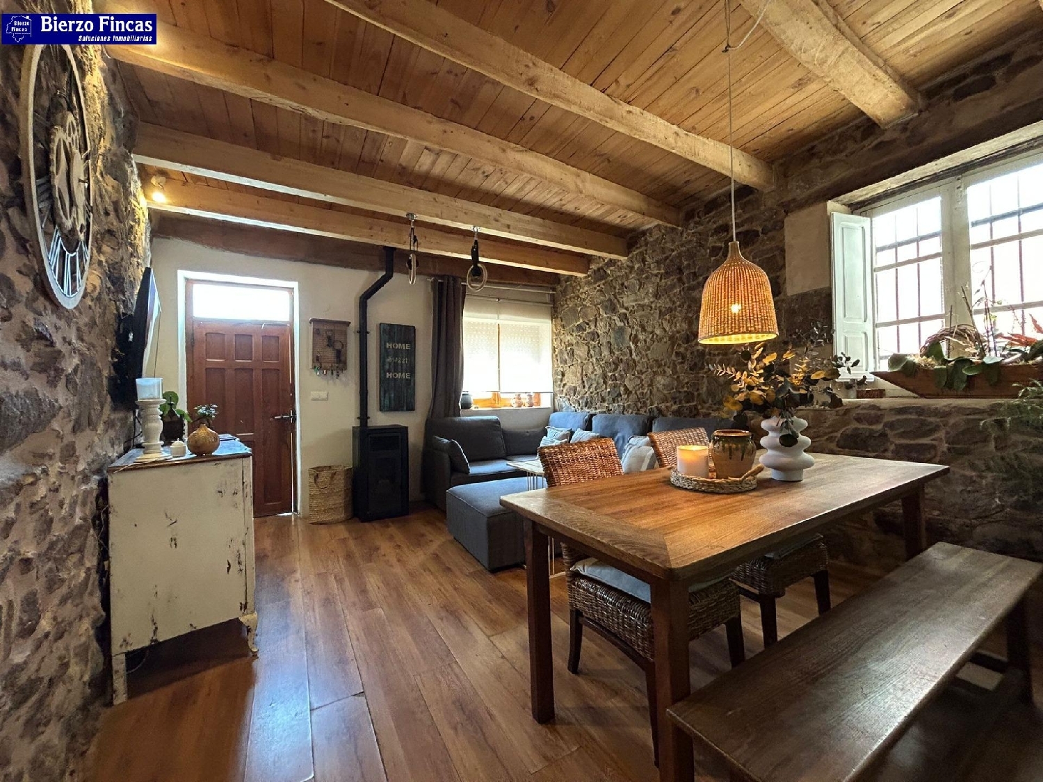 till salu hus Quintana De Fuseros Bierzo (El) 3