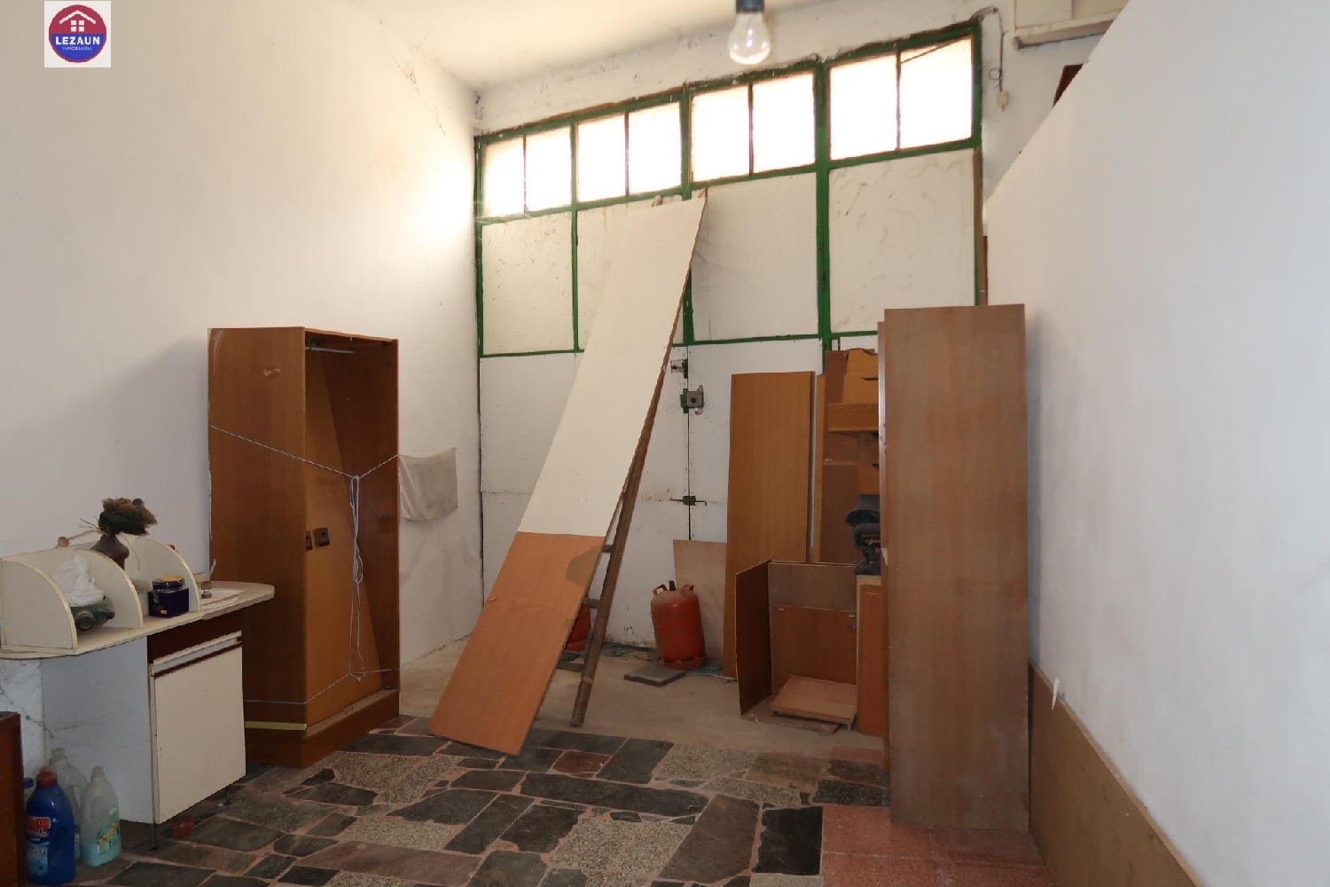 till salu hus Rincón De Soto Rioja Baja 2