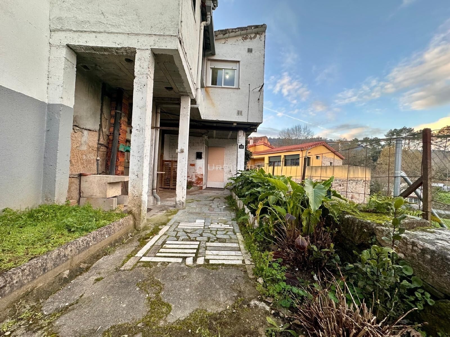 till salu hus Os Coiñas Ourense 2