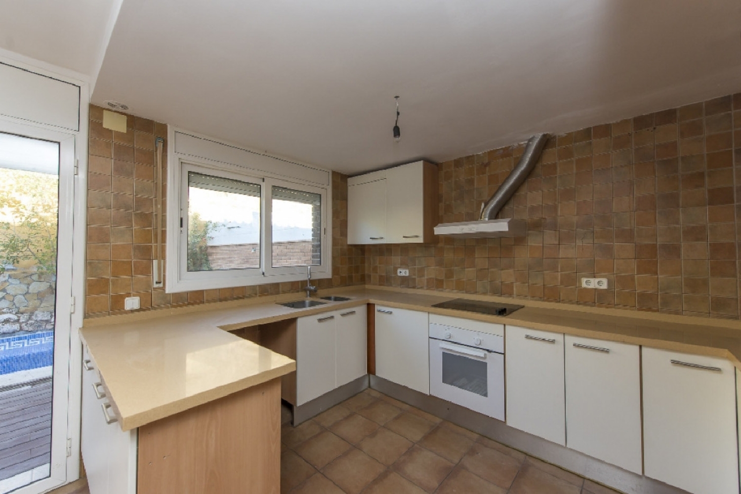 till salu hus Roques Blanques Maresme 3