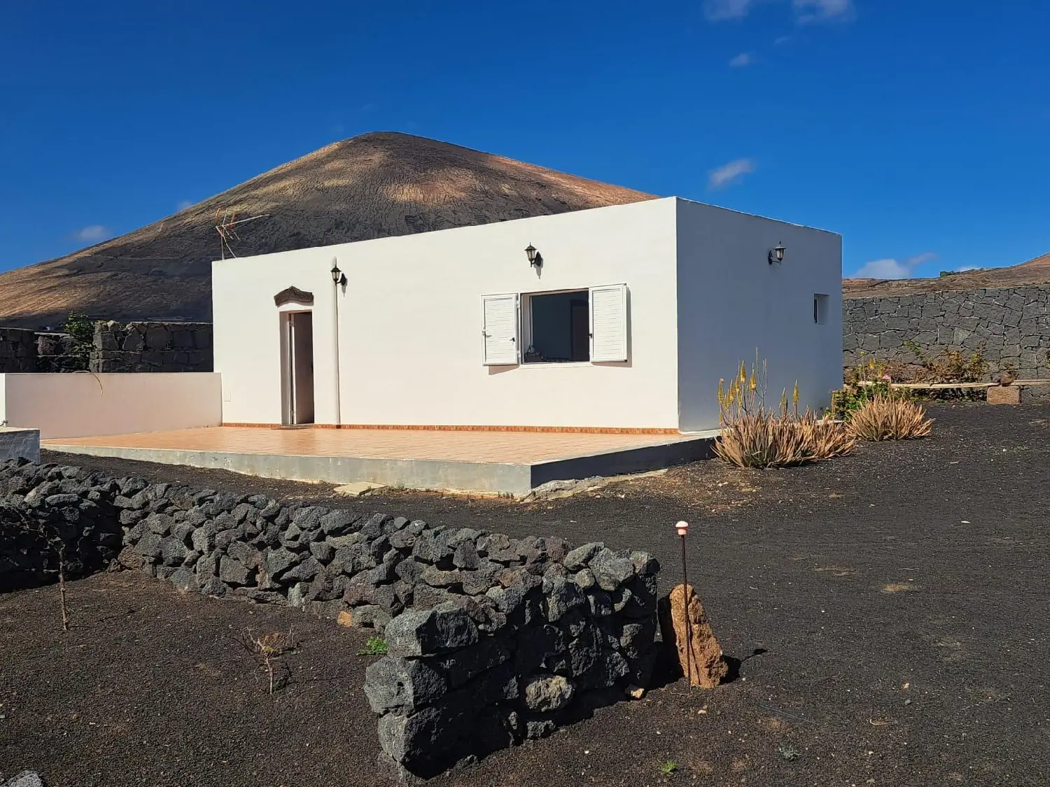  till salu hus Aeropuerto Lanzarote 1