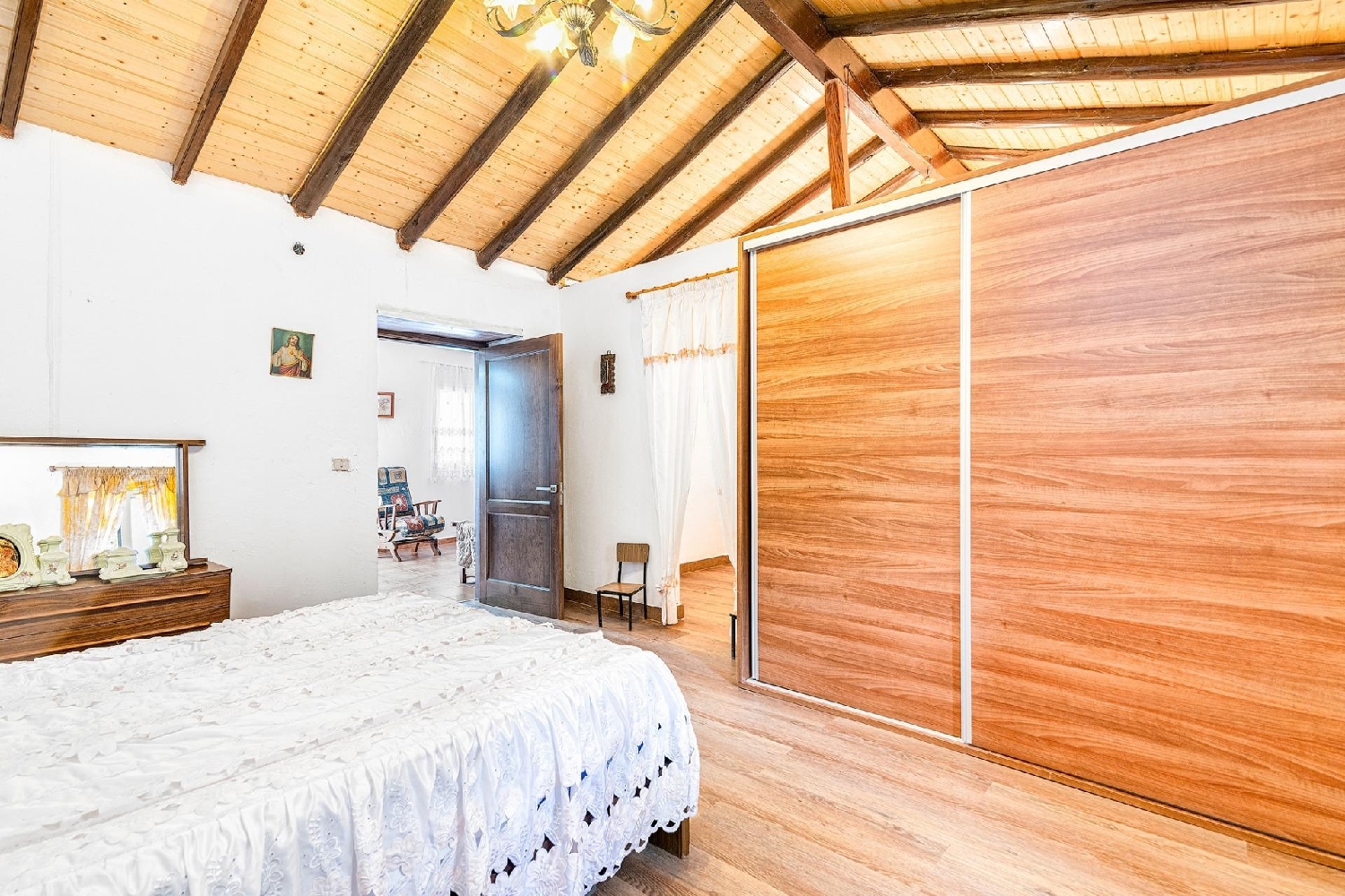  till salu hus San Isidro Área Norte 7