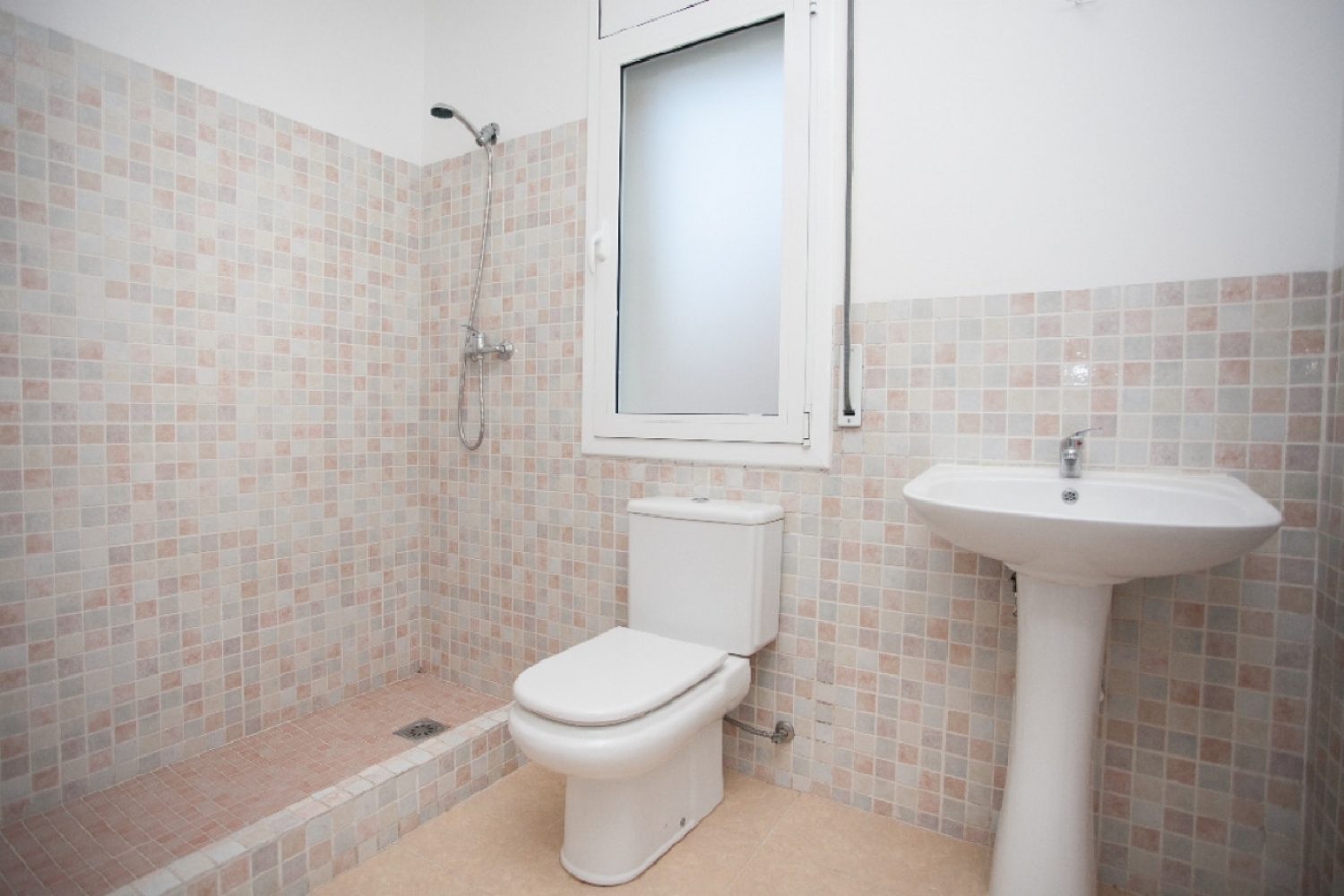  till salu hus Santa Cristina Selva 4