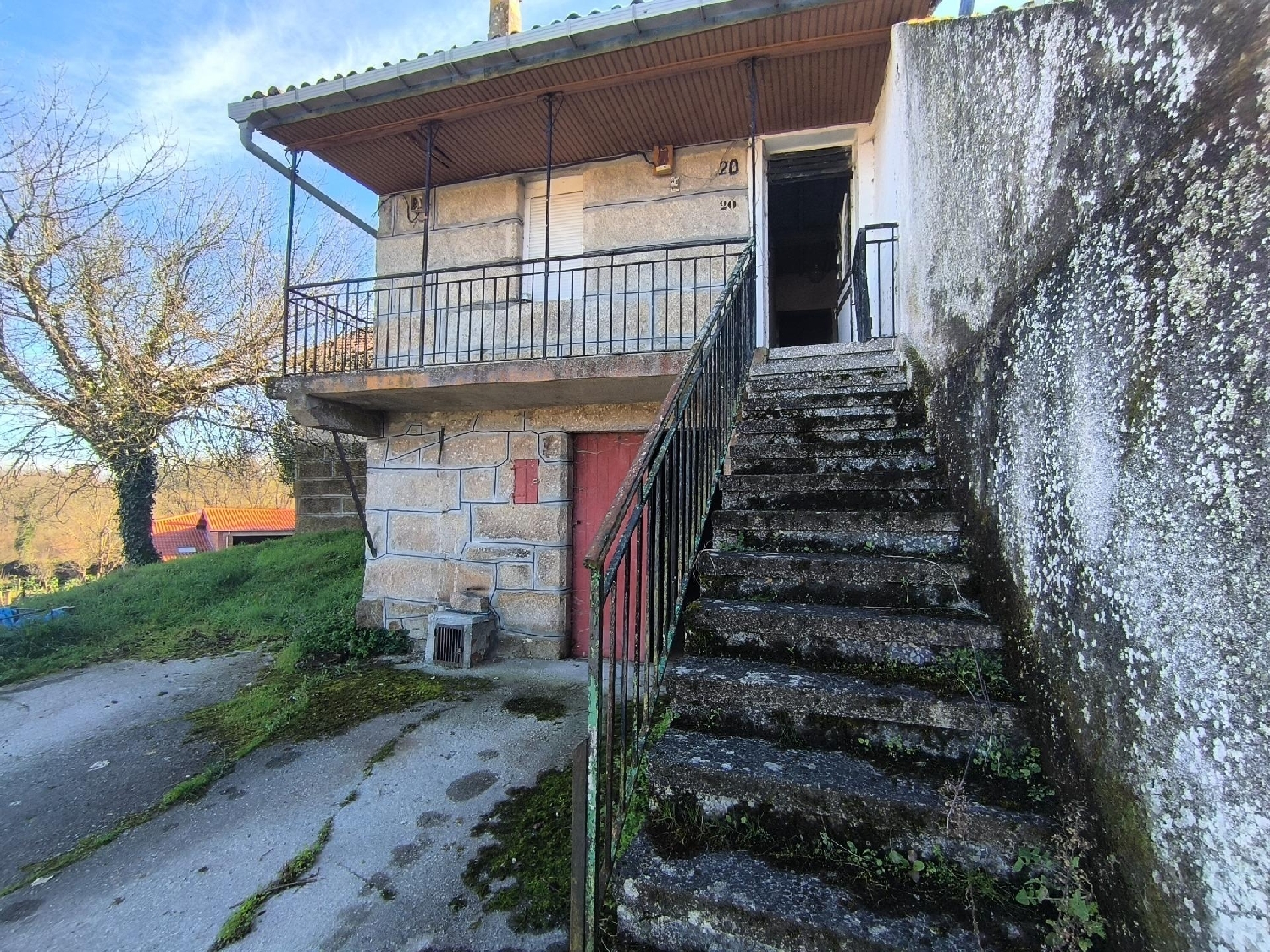 till salu hus Santa Locaia Ourense 2