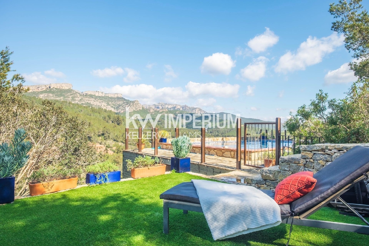  till salu hus Santa Marina Baix Camp 4