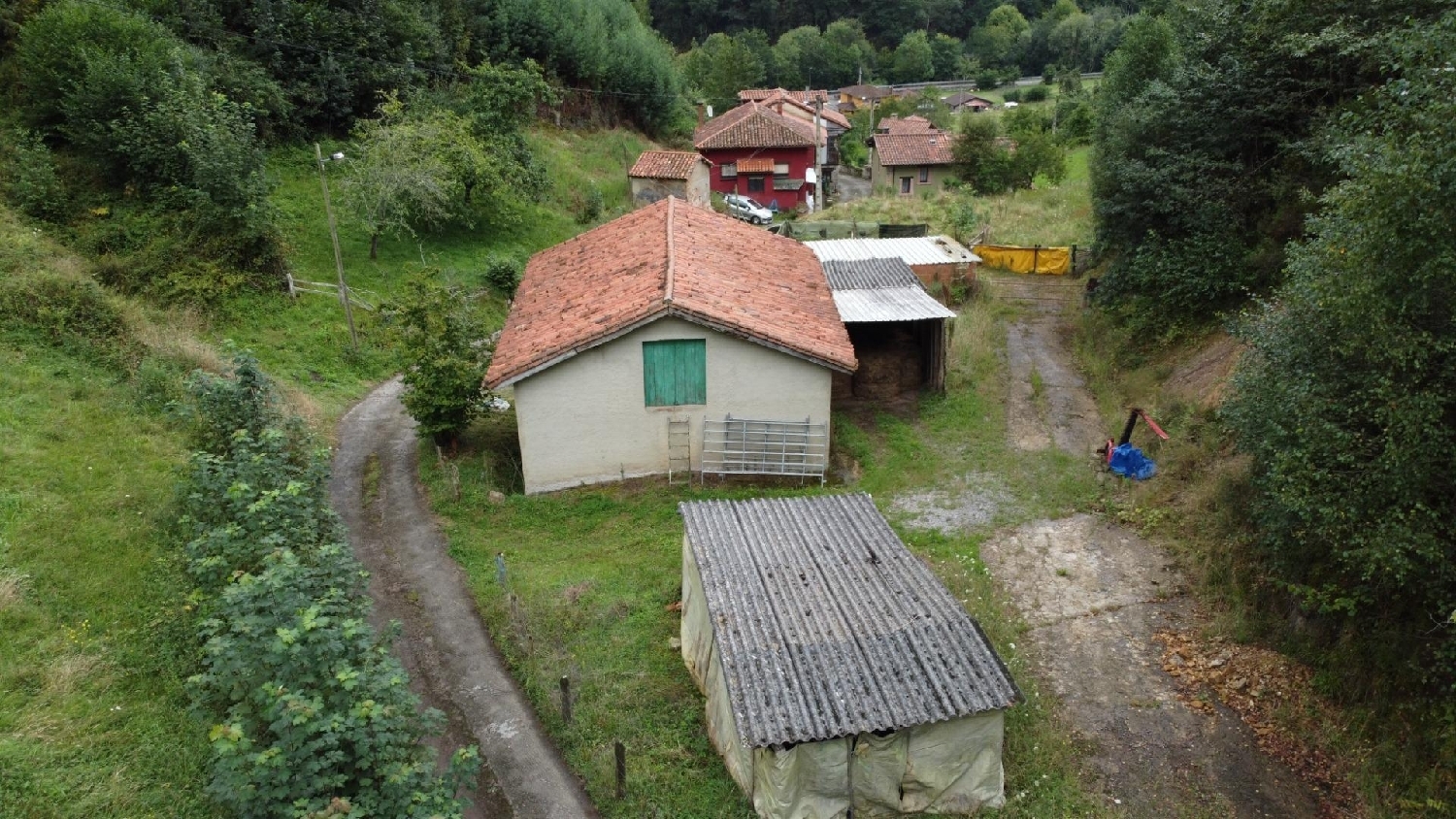 till salu hus Santianes Oriente 3