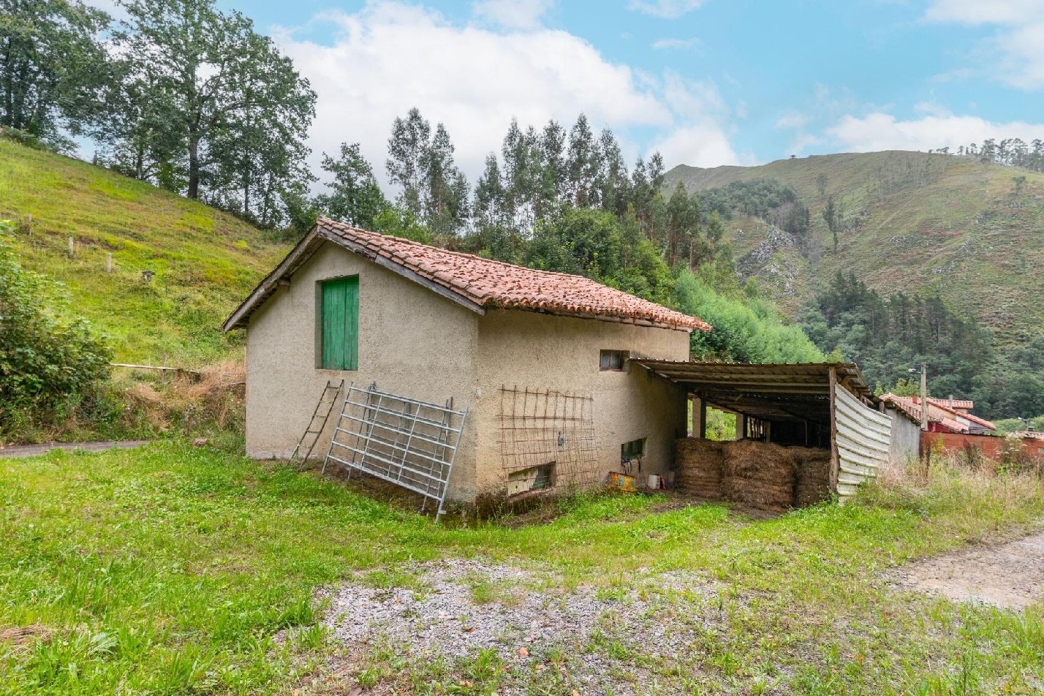  till salu hus Santianes Oriente 6