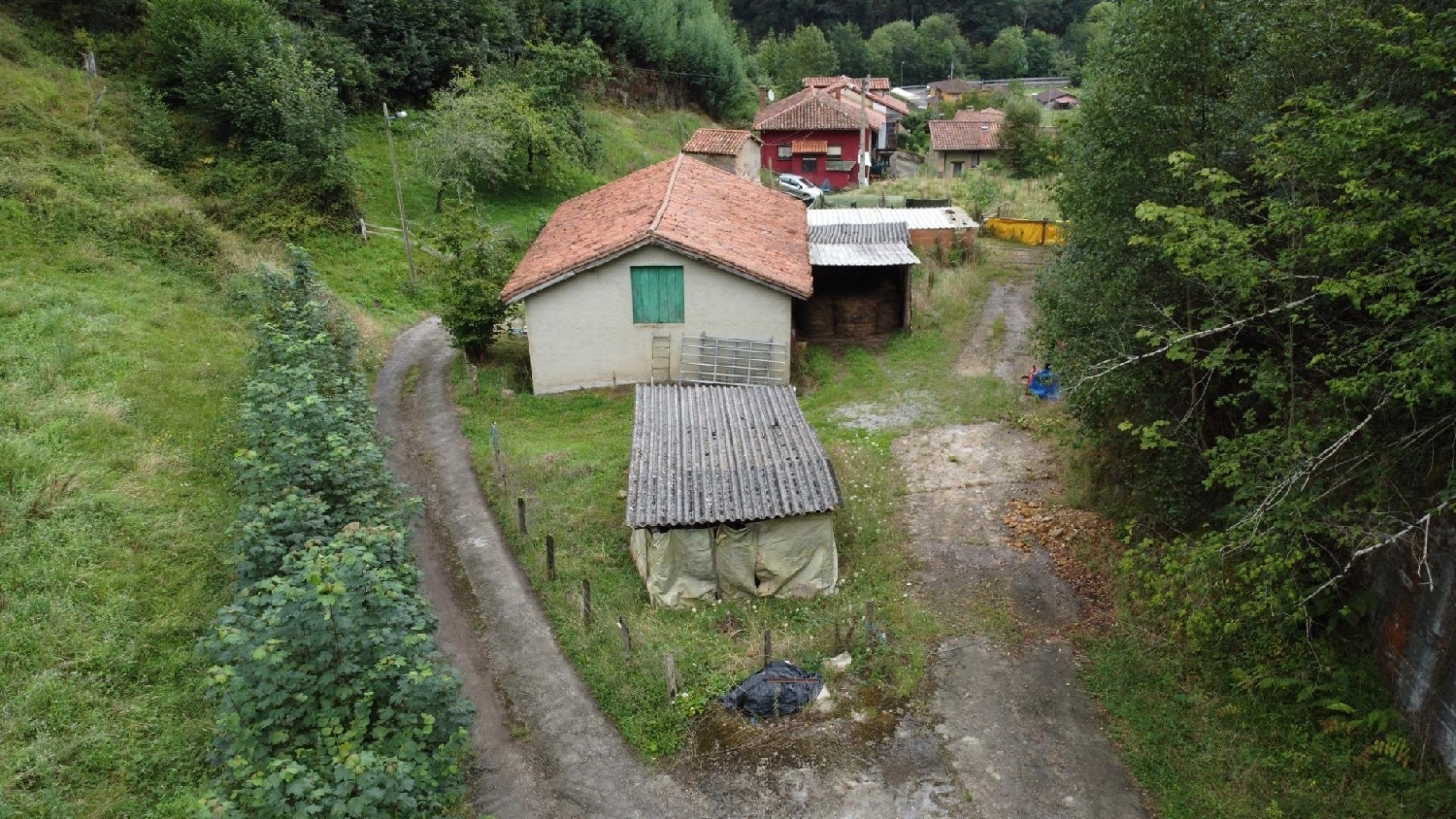  till salu hus Santianes Oriente 7