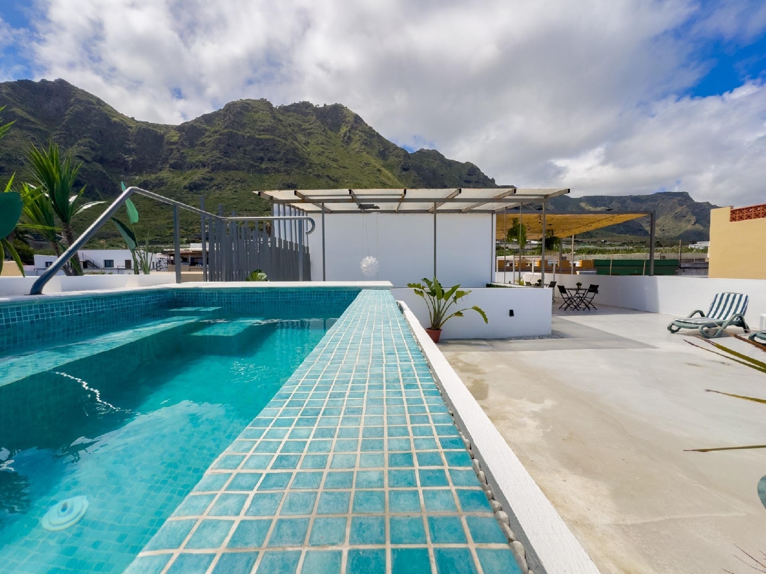  till salu hus Sibora Zona Norte 5