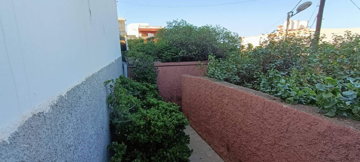  till salu hus Tesesinte Urb. Zona Metropolitana 4