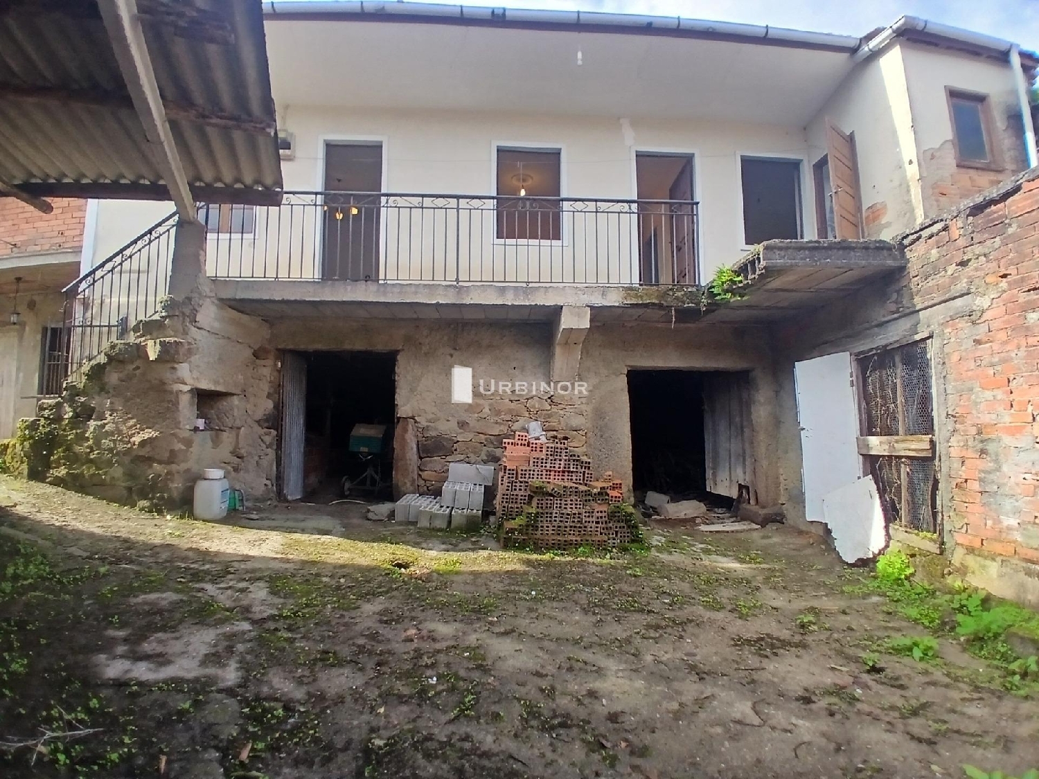 till salu hus Trelle Ourense 2