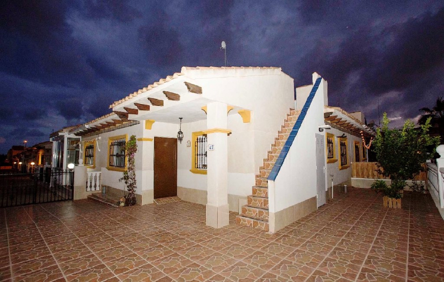  till salu hus Urbanización Lomas De Don Juan Baix Segura 1