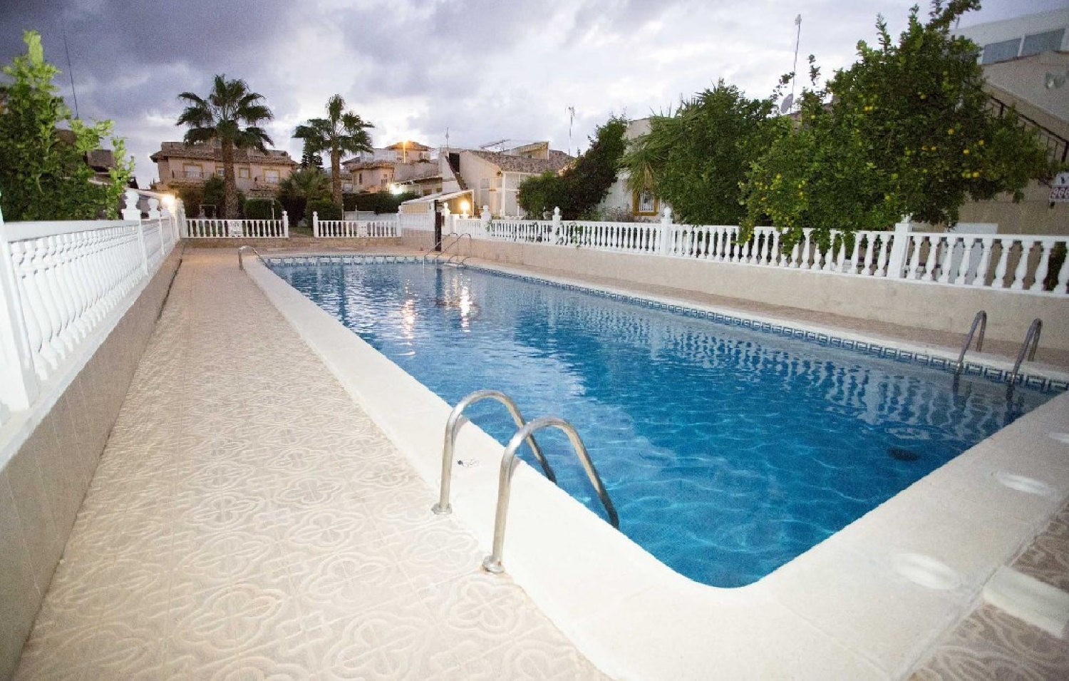  till salu hus Urbanización Lomas De Don Juan Baix Segura 8