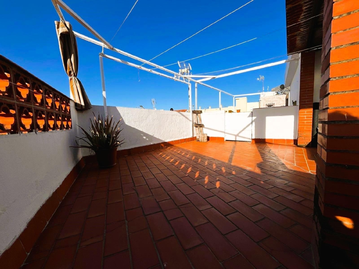 till salu hus Urbanización Santa Agueda Campo De Gibraltar 3